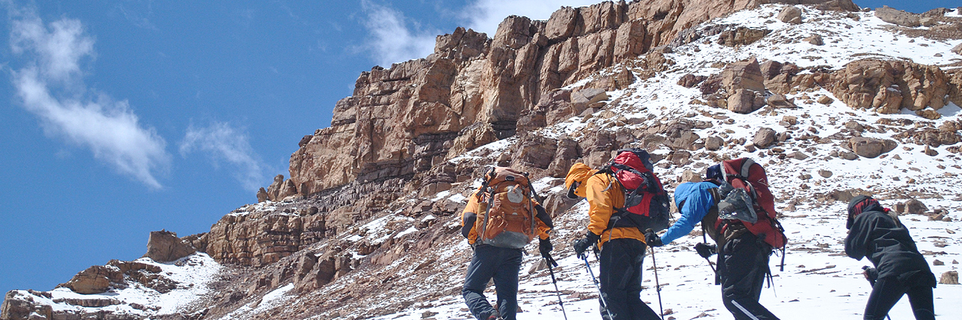 Cerro Penitentes | Acampar Trek